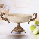 میوه خوری پایه دار آنتیک مدل ماربل با دسته‌های فلزی کار شده