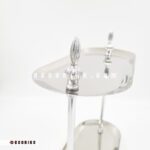 نمای نزدیک استند نظم دهنده لوازم آرایشی و عطر دو طبقه نووا نقره‌ای