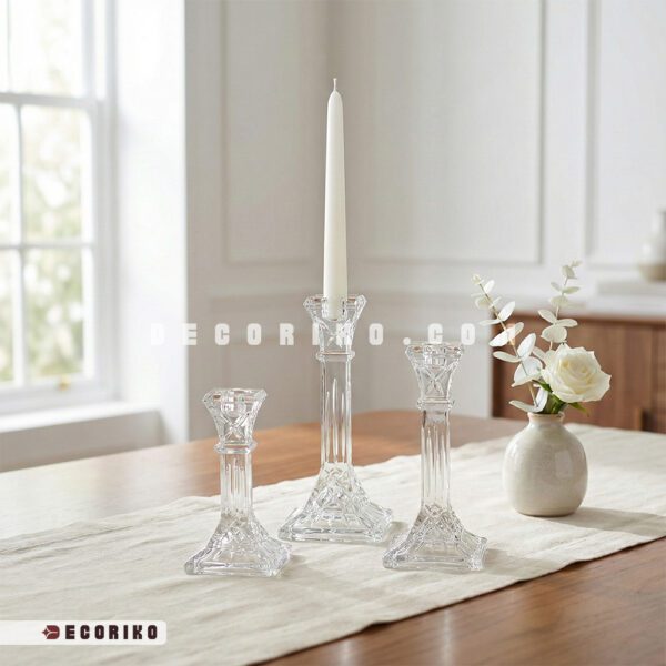 ست سه تایی شمعدان کریستالی پایه مربع روی میز ناهارخوری