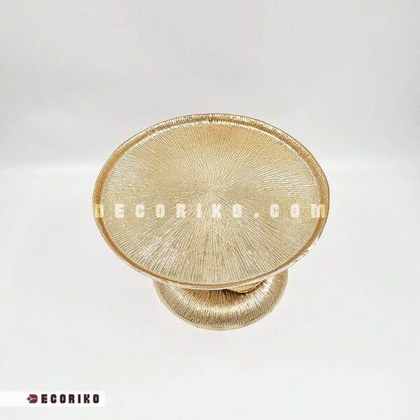 نمای بالای شیرینی خوری آلومینیومی مدل پایه پیچ شیاری