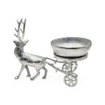 آجیل خوری گوزن کالسکه شیاری نقره‌ای آلومینیومی نمای کنار