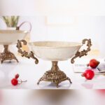 شکلات خوری پایه دار آنتیک مدل ماربل با دسته‌های فلزی کار شده