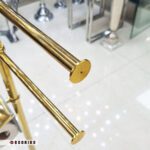 تصویر نمای نزدیک بازوهای نگهدارنده حوله