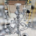 نمای نزدیک شمعدان نقره ای ایستاده کلاسیک مدل سیلوین